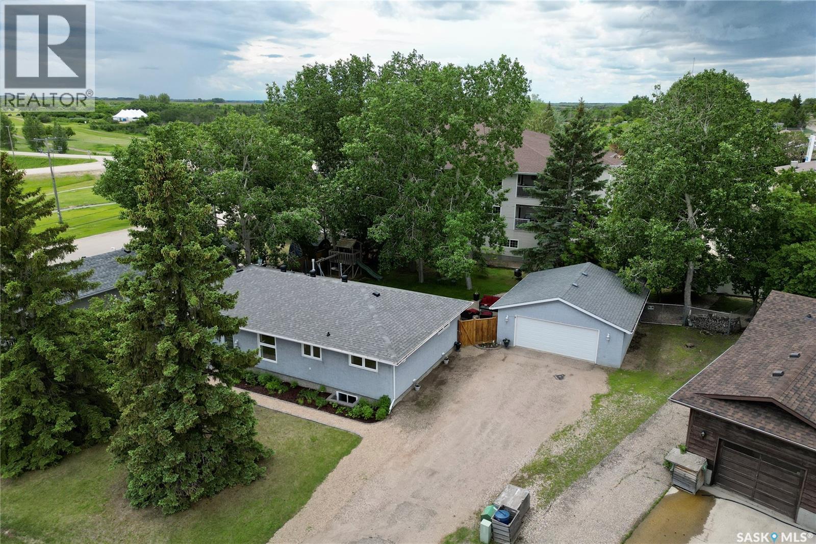 102 Plaxton Place, Regina Beach, SK