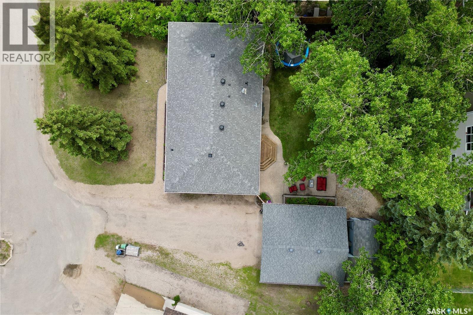 102 Plaxton Place, Regina Beach, SK