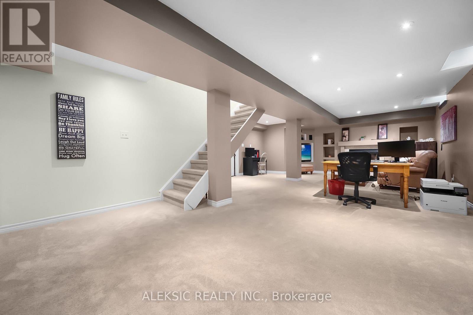 33 Hillpath Crescent, Brampton, ON