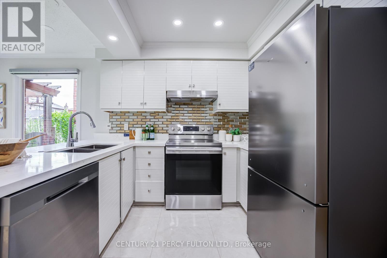 611 Chiron Crescent, Pickering, ON