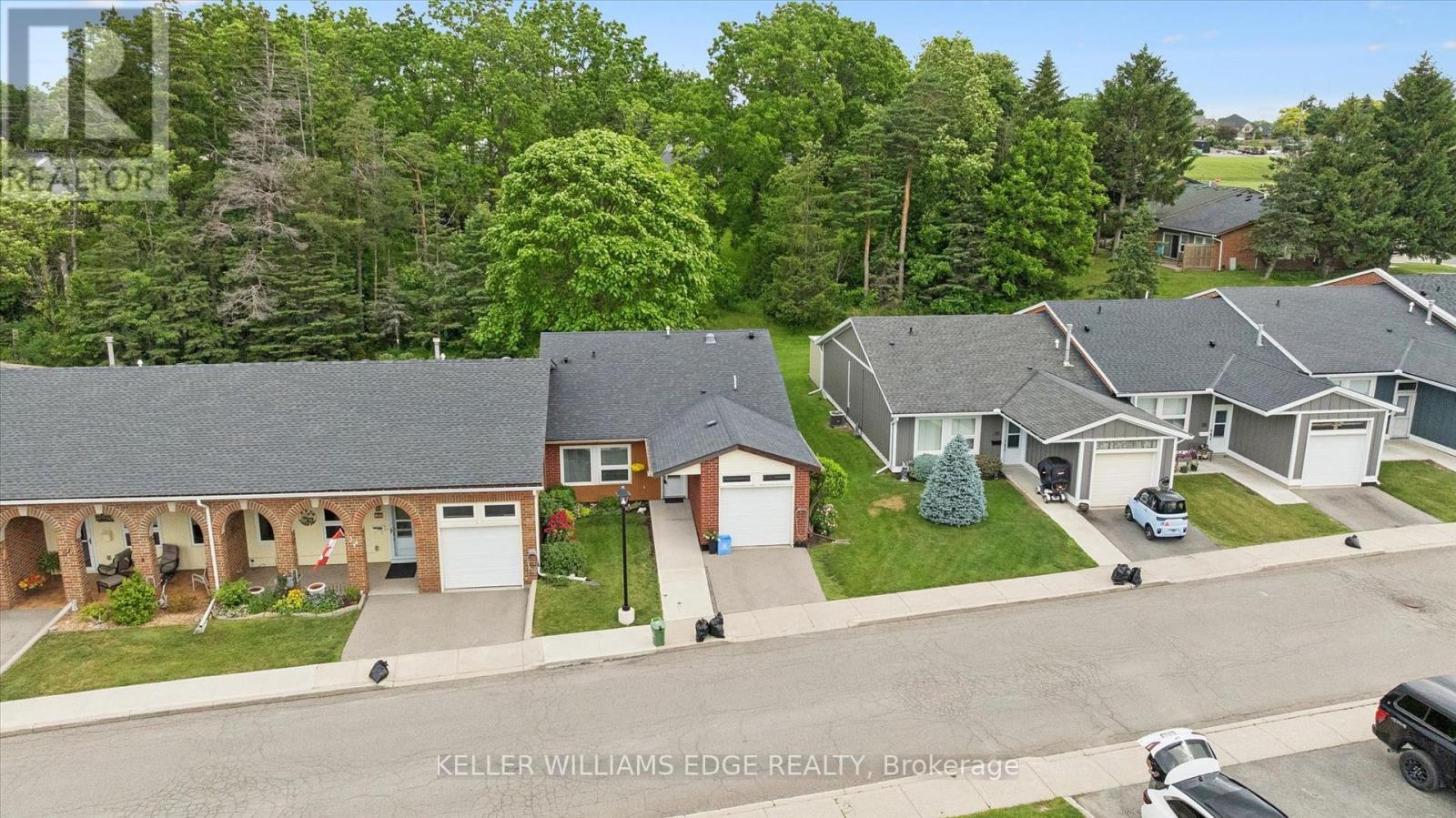 32 Cardinal Mindszenty Boulevard, Hamilton, ON