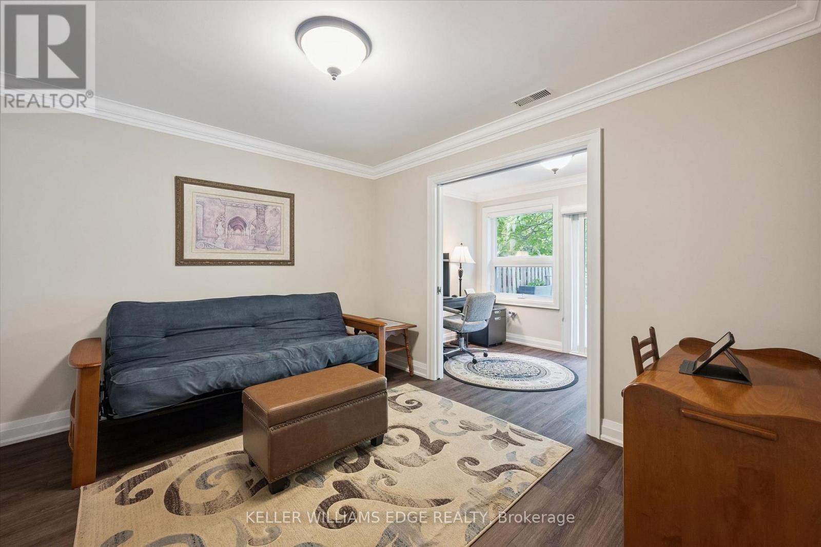 32 Cardinal Mindszenty Boulevard, Hamilton, ON