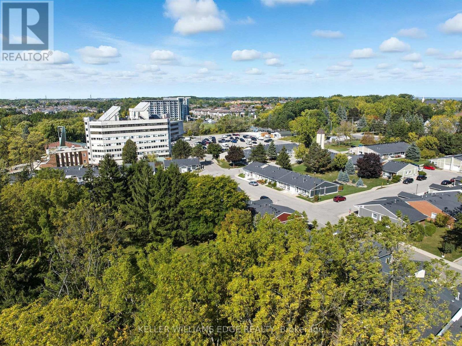 32 Cardinal Mindszenty Boulevard, Hamilton, ON