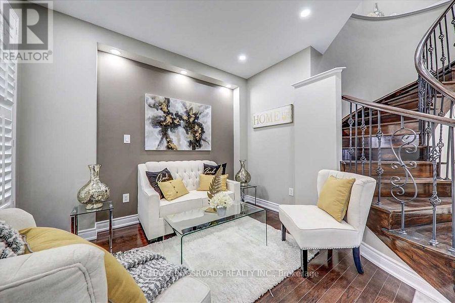 9 Geddington Crescent, Markham, ON