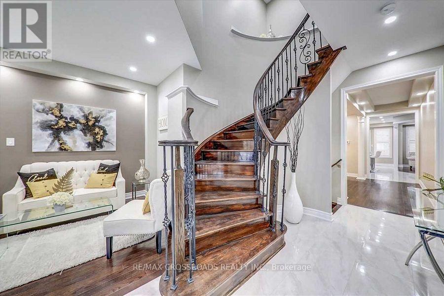 9 Geddington Crescent, Markham, ON