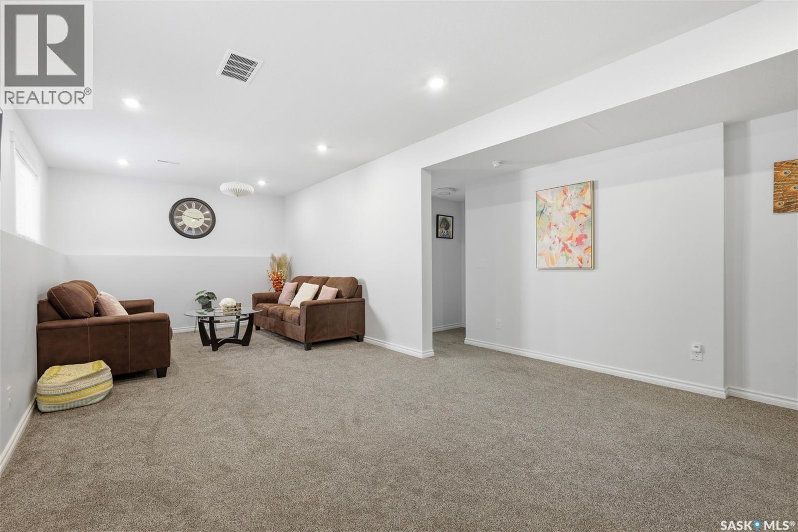 351 Kolynchuk Manor, Saskatoon, SK