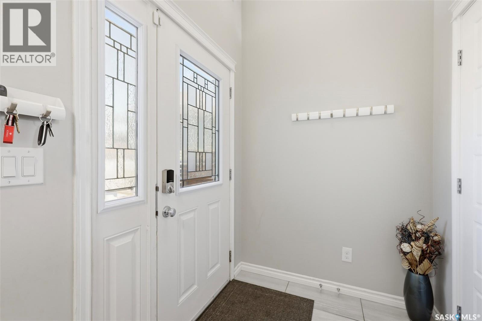 351 Kolynchuk Manor, Saskatoon, SK