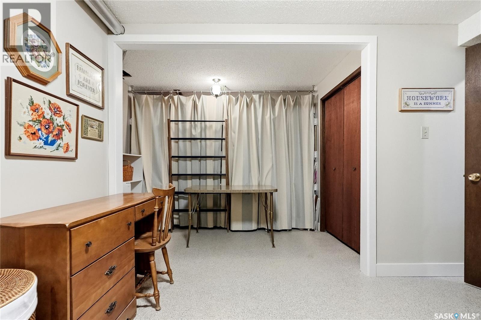 727 Tobin Terrace, Saskatoon, SK