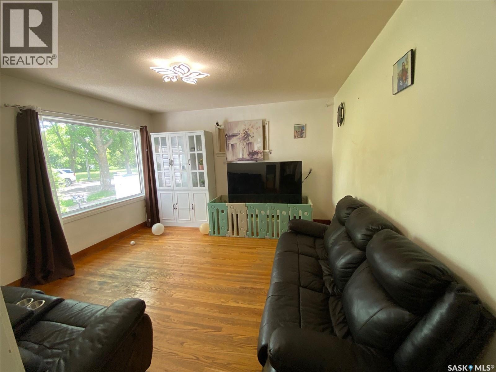 216 Maple Avenue, Yorkton, SK