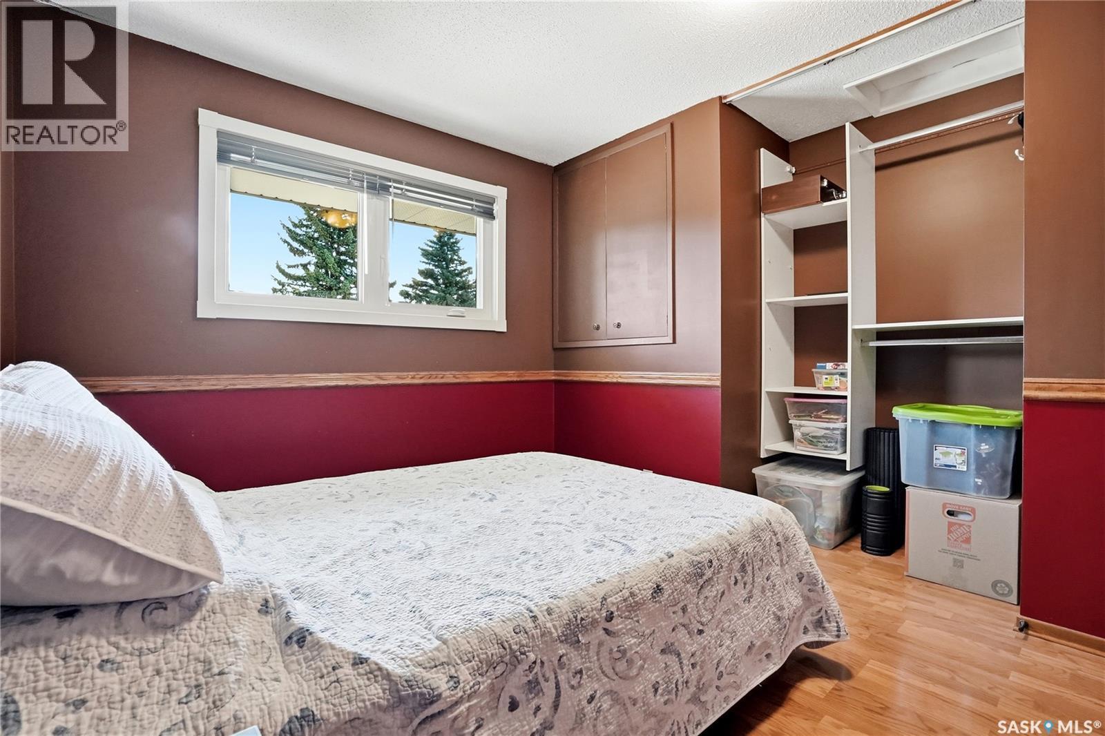 154 Mount Allison Crescent, Saskatoon, SK