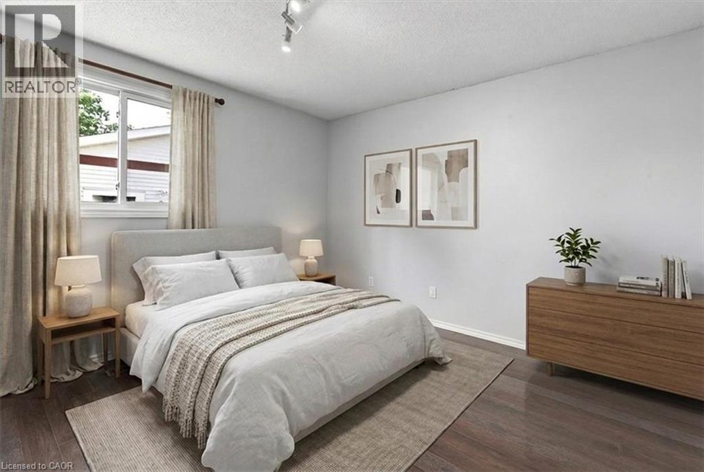 Upper level bedroom - 96 Pathfinder Crescent, Kitchener, ON