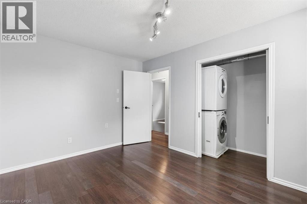 Upper level primary bedroom - 96 Pathfinder Crescent, Kitchener, ON
