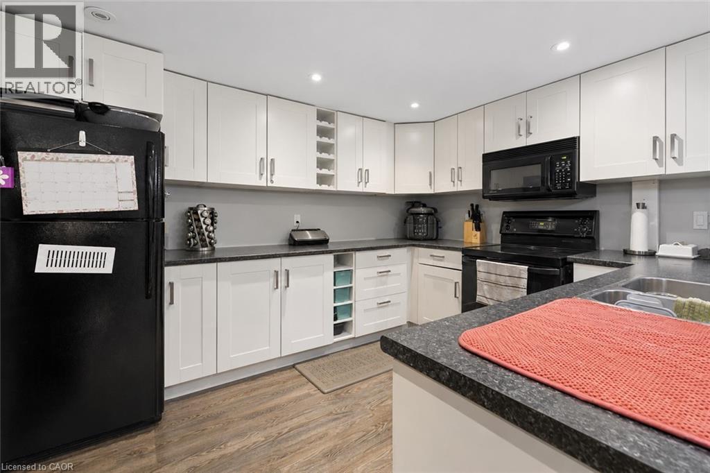 Basement kitchen - 96 Pathfinder Crescent, Kitchener, ON