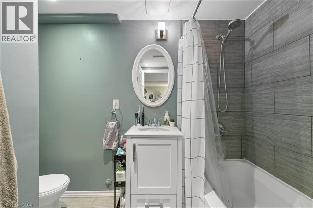 Basement bathroom - 96 Pathfinder Crescent, Kitchener, ON