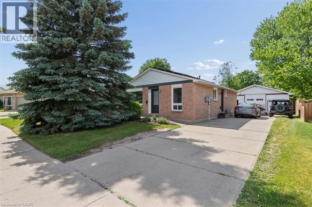 96 Pathfinder Crescent, Kitchener, ON