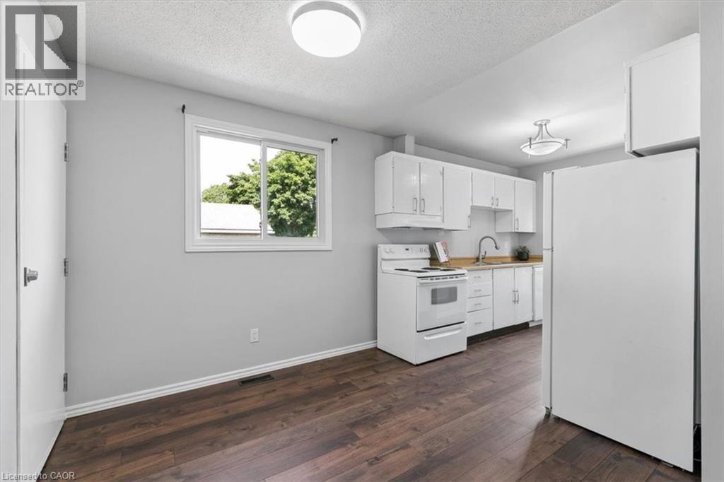 96 Pathfinder Crescent, Kitchener, ON