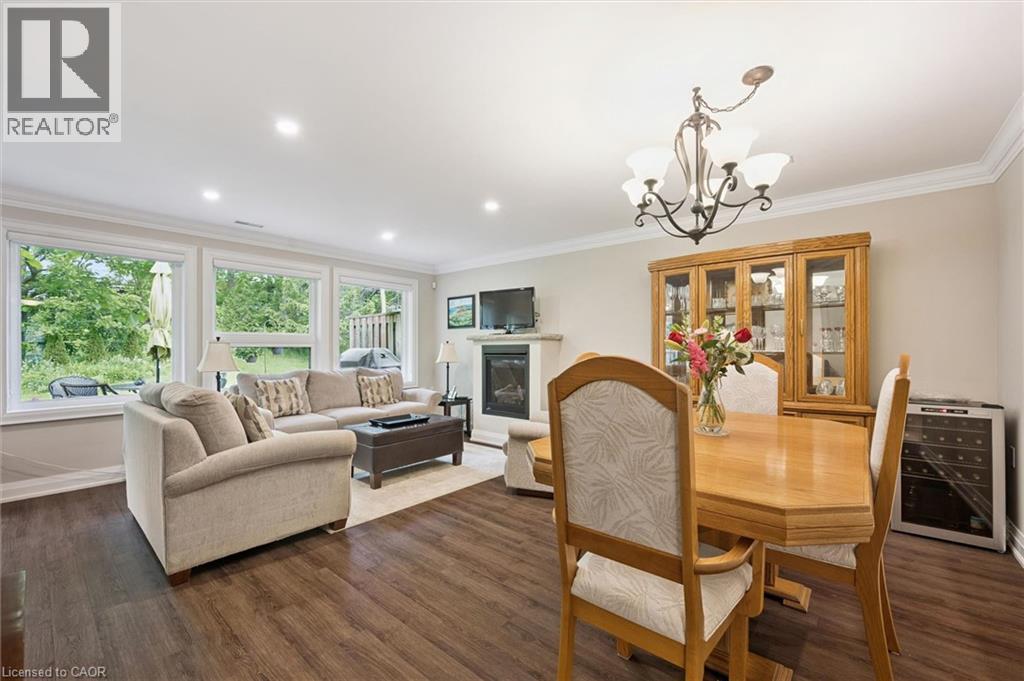 32 Cardinal Mindszenty Boulevard, Hamilton, ON