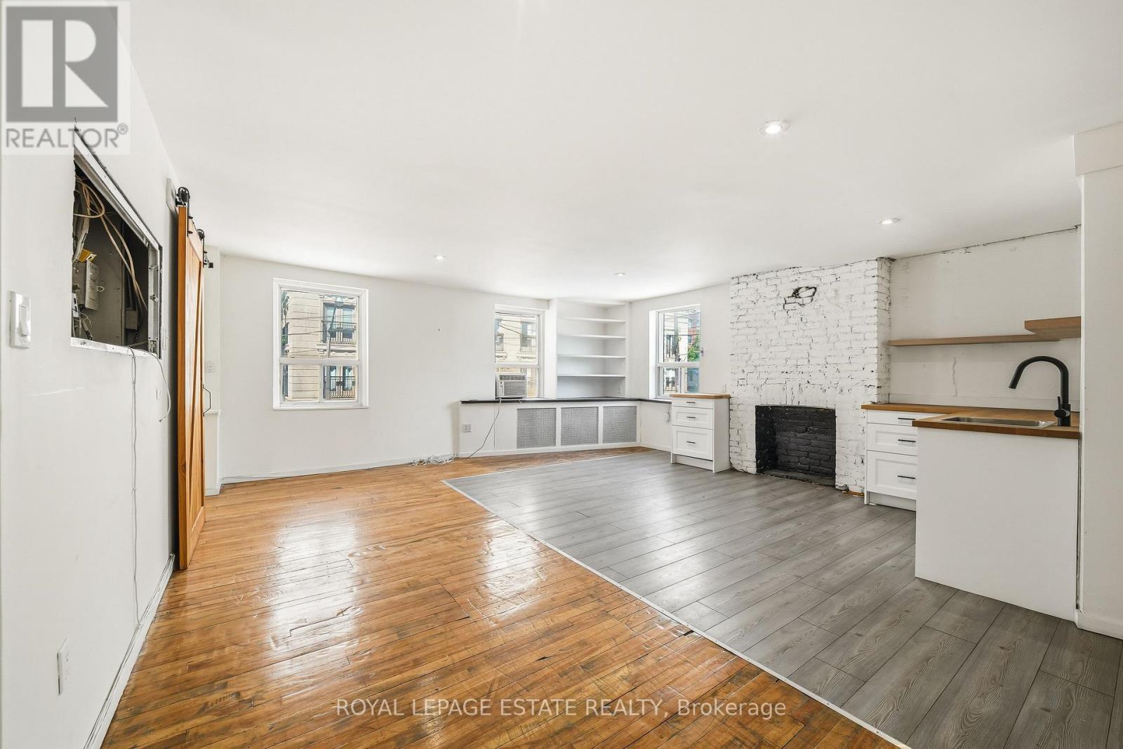 113 Jarvis Street, Toronto, ON