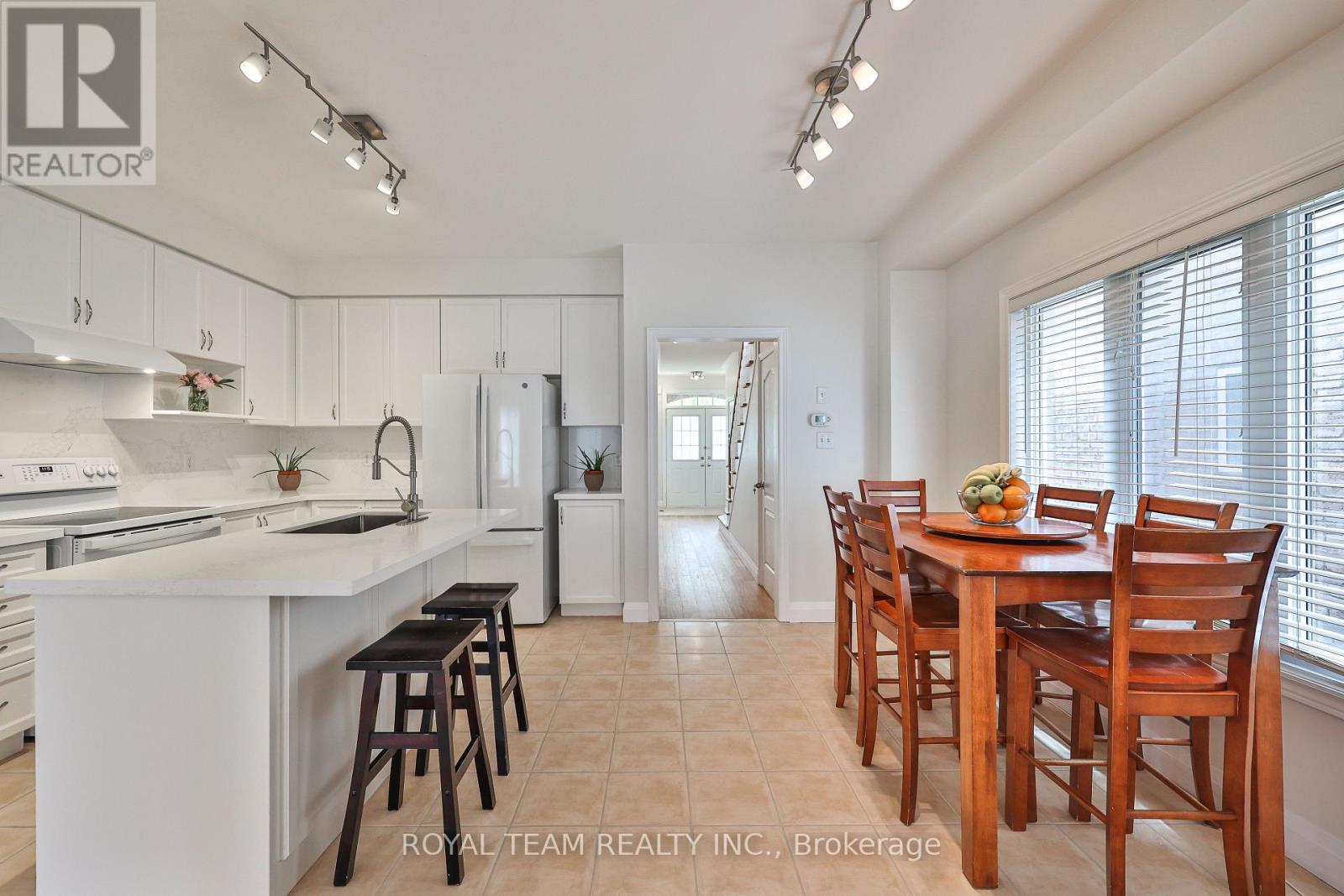 12 Spring Arbour Road, Vaughan, ON