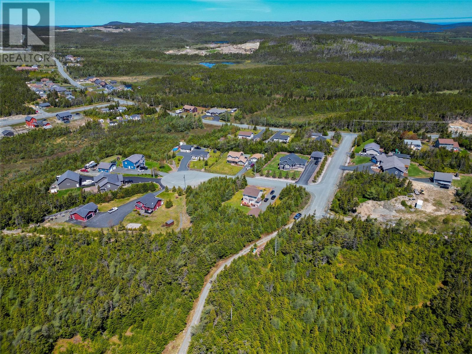11 Pondside Lane, Torbay, NL