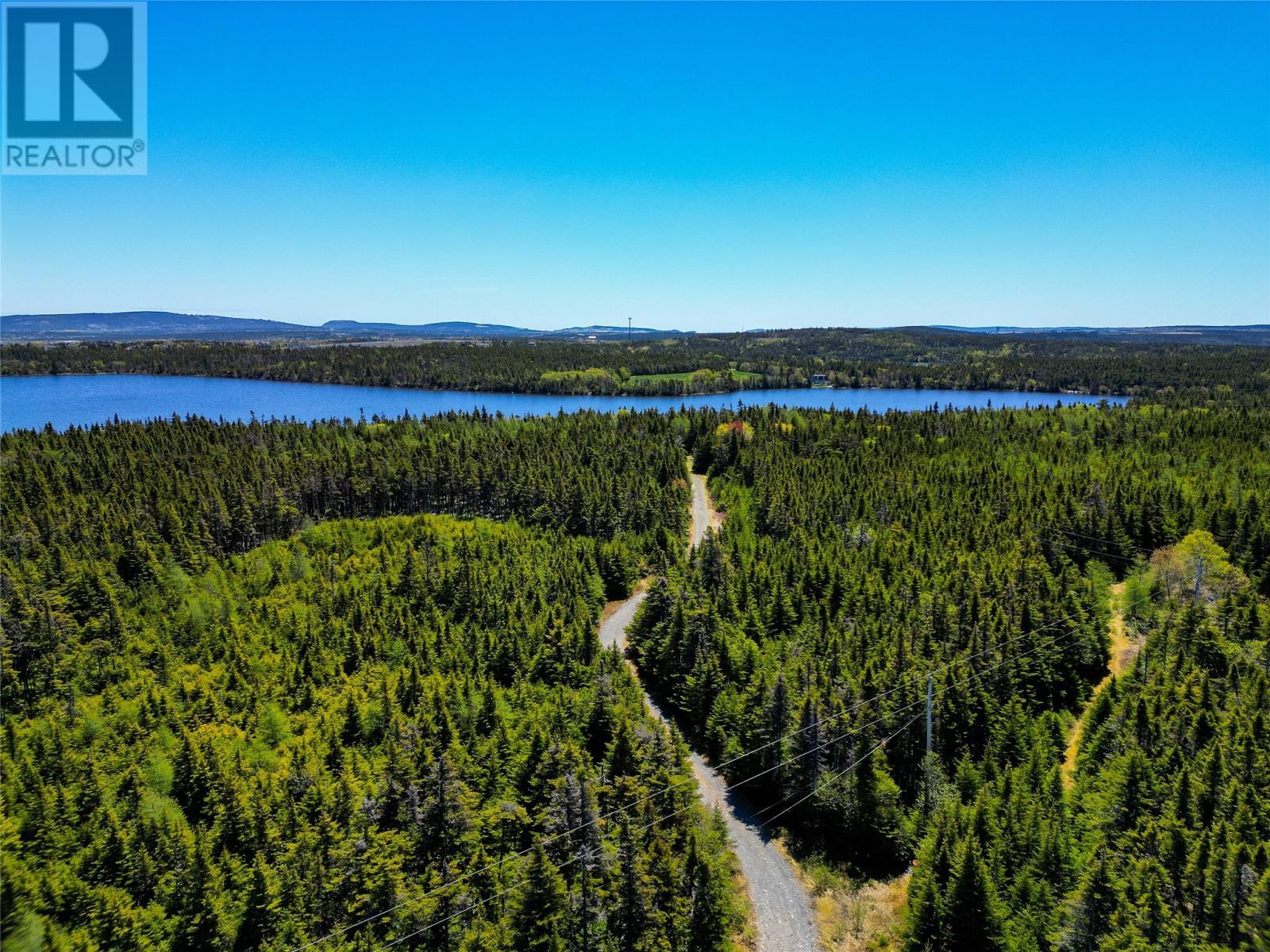 11 Pondside Lane, Torbay, NL