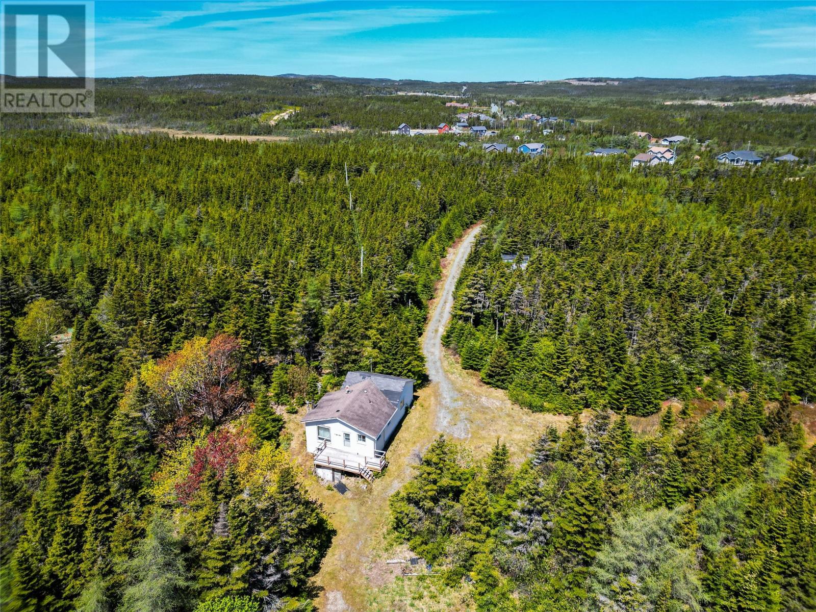 11 Pondside Lane, Torbay, NL