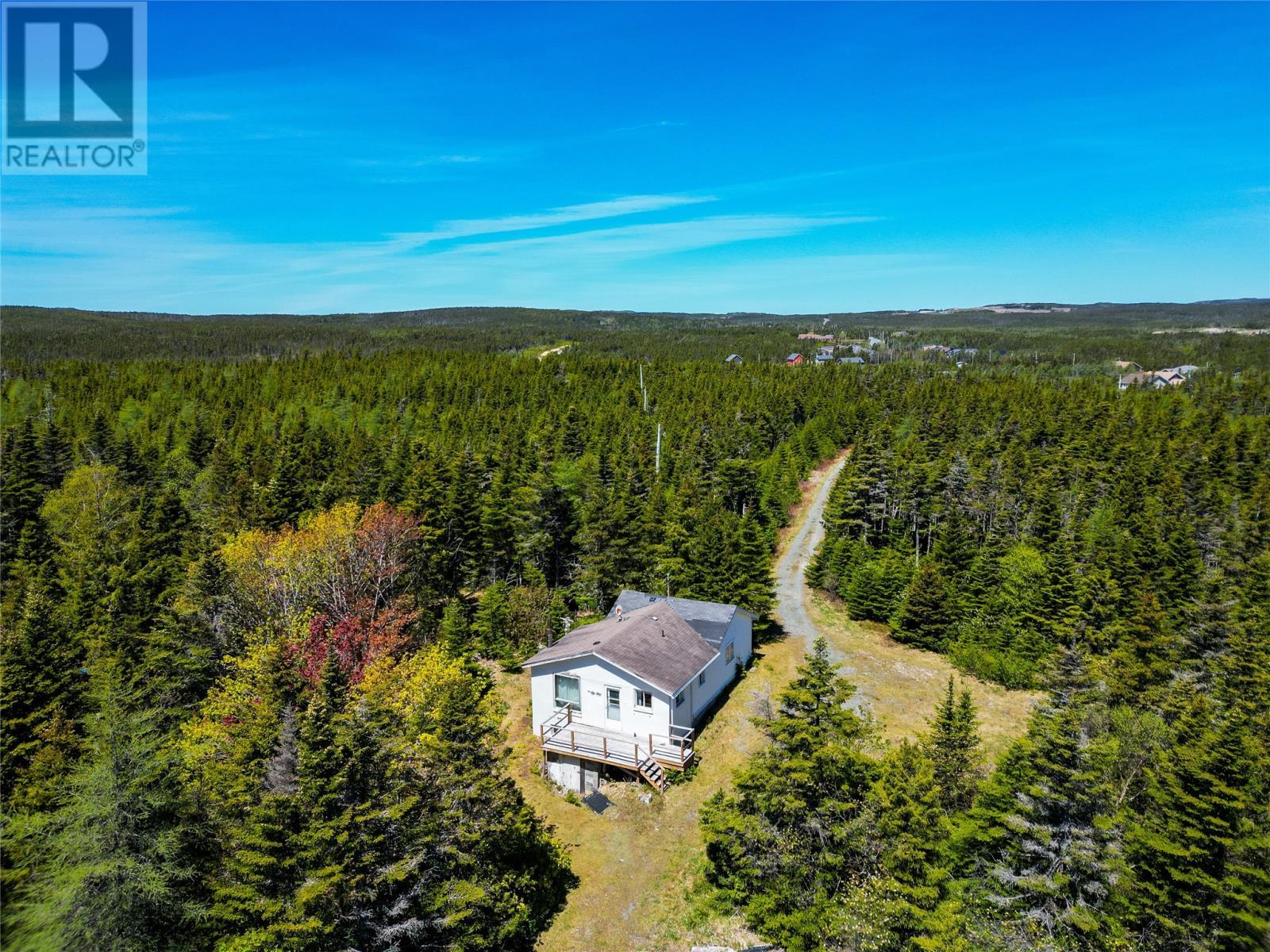 11 Pondside Lane, Torbay, NL