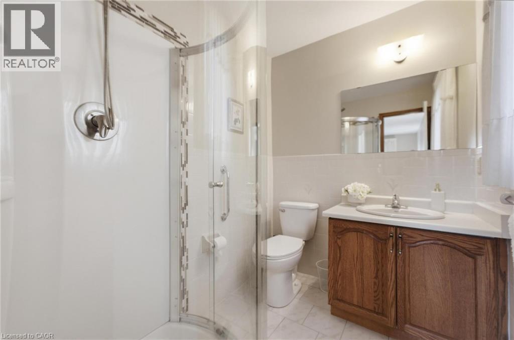 11 Gabriele Court, Hamilton, ON