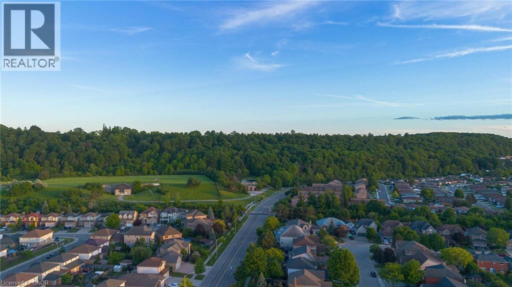 11 Gabriele Court, Hamilton, ON