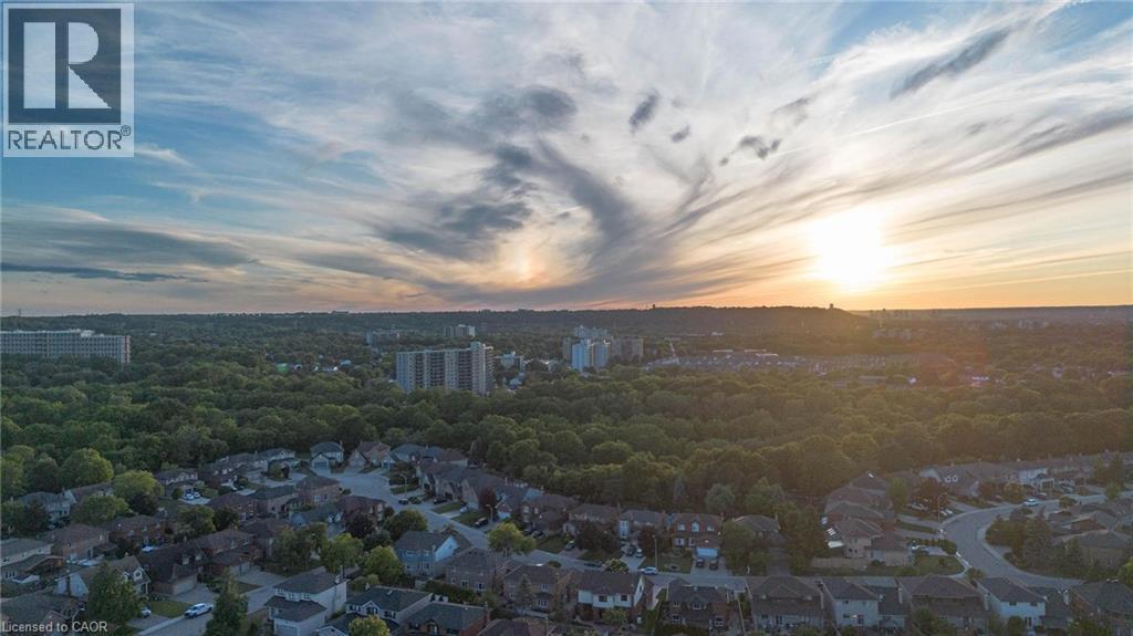 11 Gabriele Court, Hamilton, ON