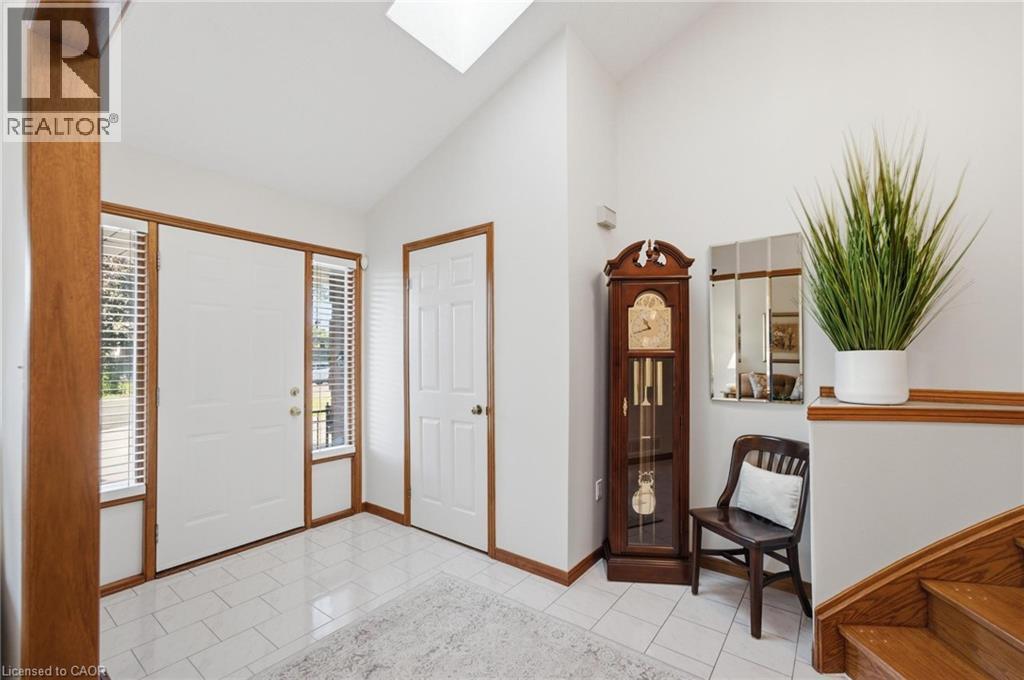 11 Gabriele Court, Hamilton, ON