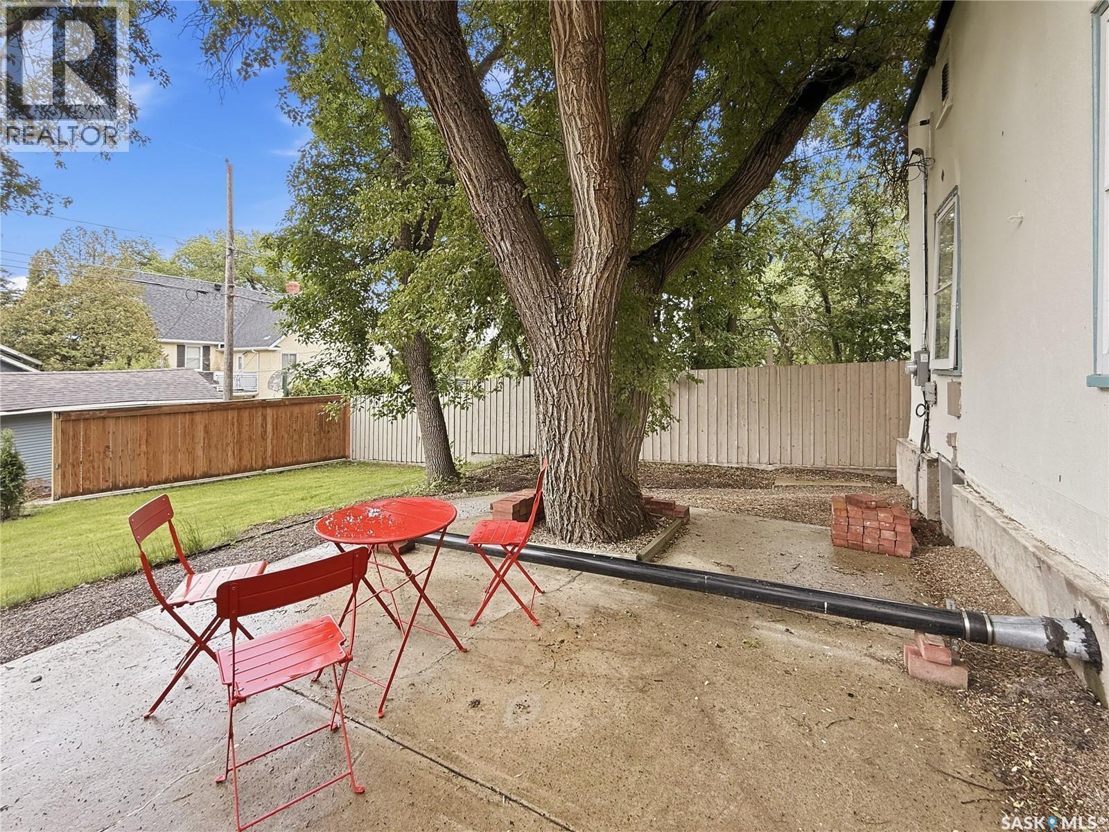 577 2Nd Avenue Ne, Swift Current, SK