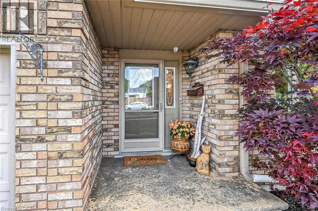 84 Jamieson Drive, Caledonia, ON - Outdoor