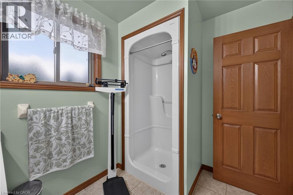 84 Jamieson Drive, Caledonia, ON - Indoor Photo Showing Bathroom