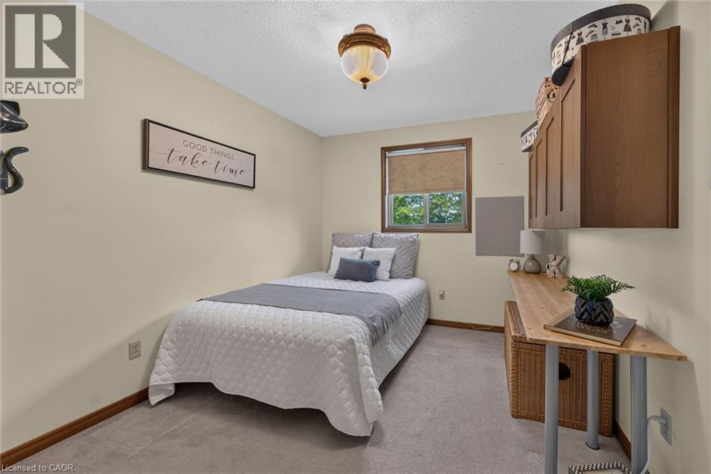 84 Jamieson Drive, Caledonia, ON - Indoor Photo Showing Bedroom