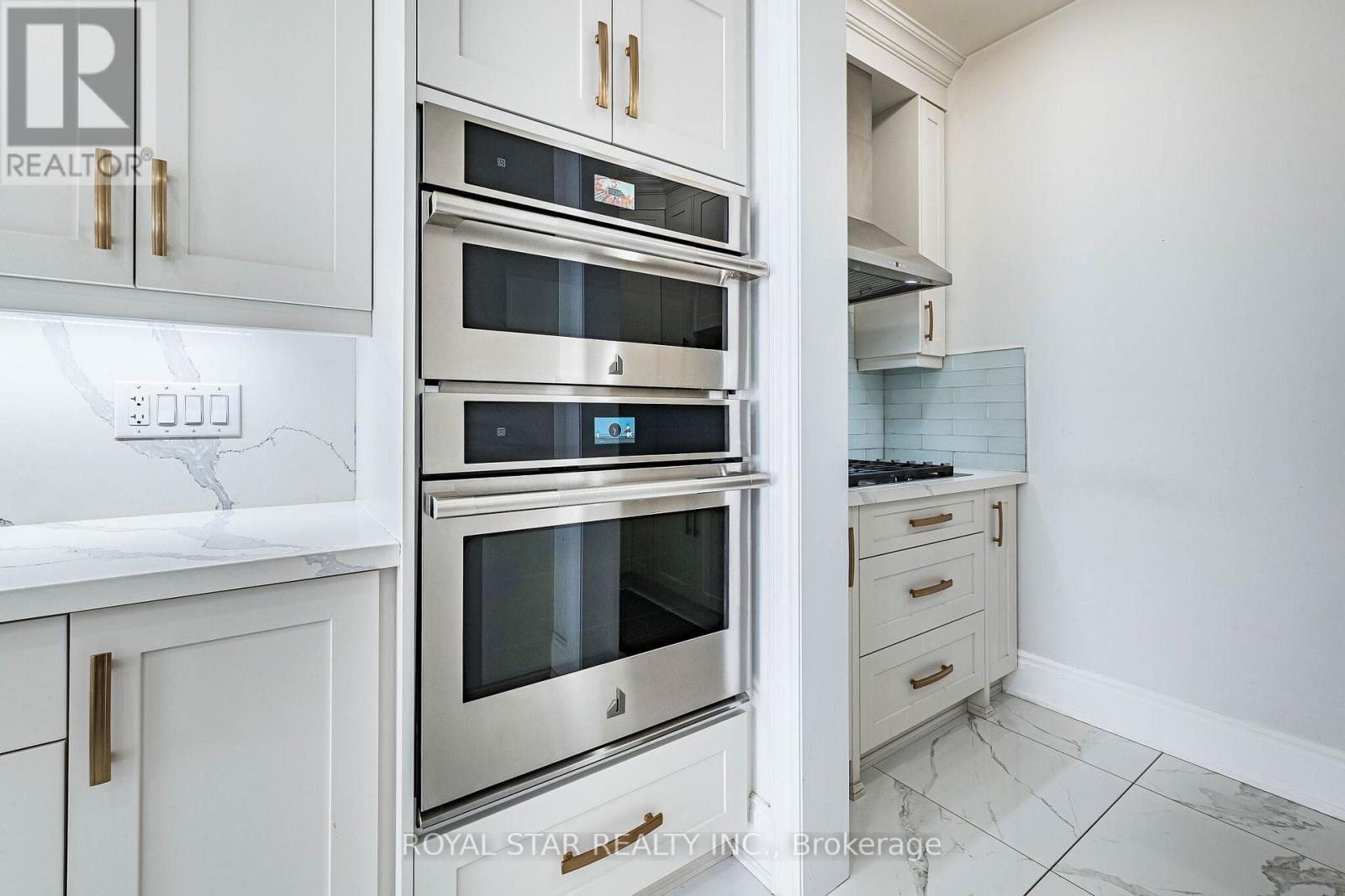 114 Folgate Crescent, Brampton, ON