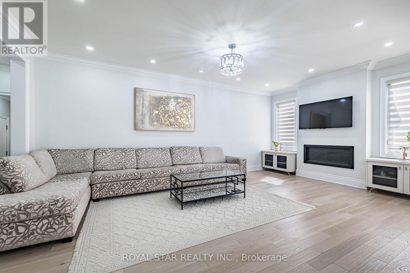 114 Folgate Crescent, Brampton, ON
