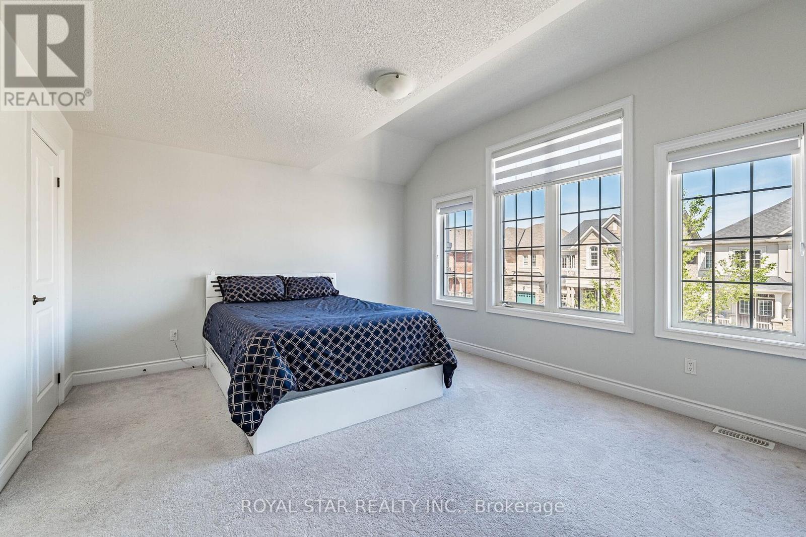 114 Folgate Crescent, Brampton, ON