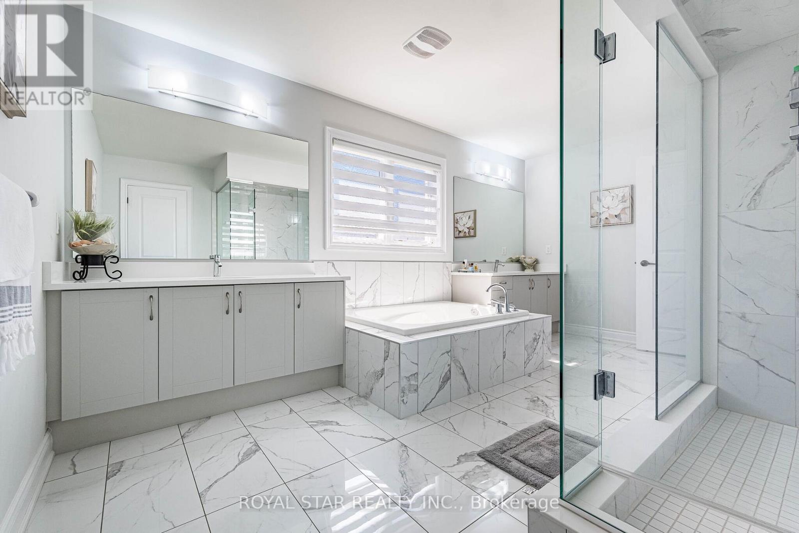 114 Folgate Crescent, Brampton, ON