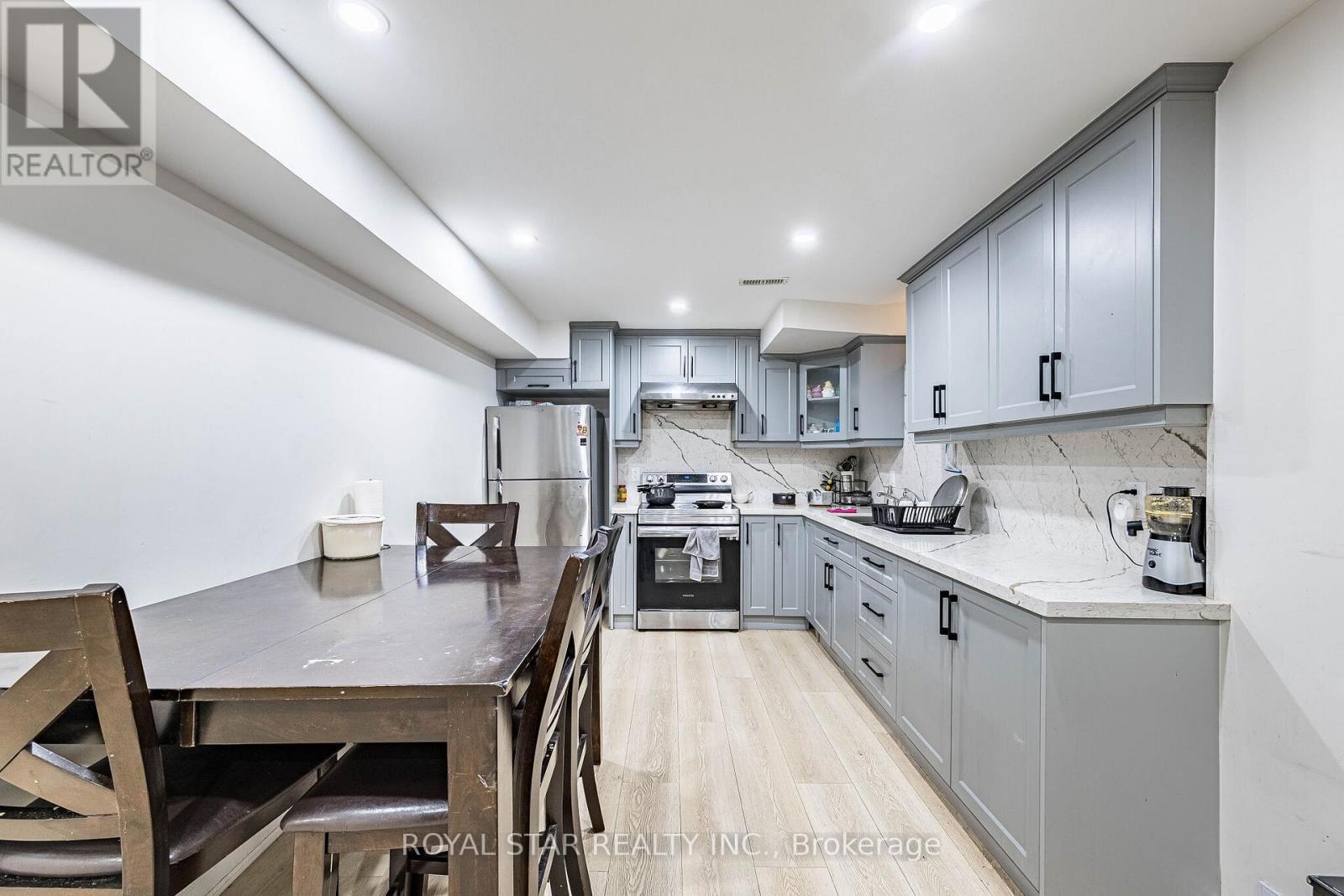 114 Folgate Crescent, Brampton, ON