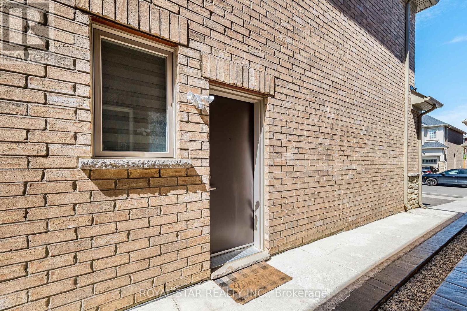 114 Folgate Crescent, Brampton, ON