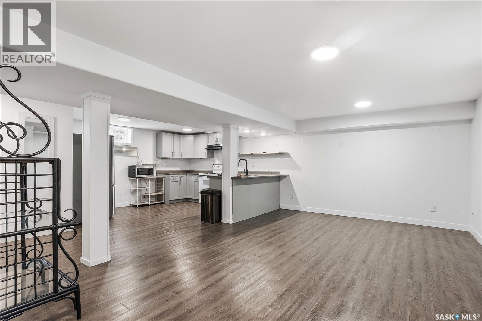 621 Bedford Road, Saskatoon, SK