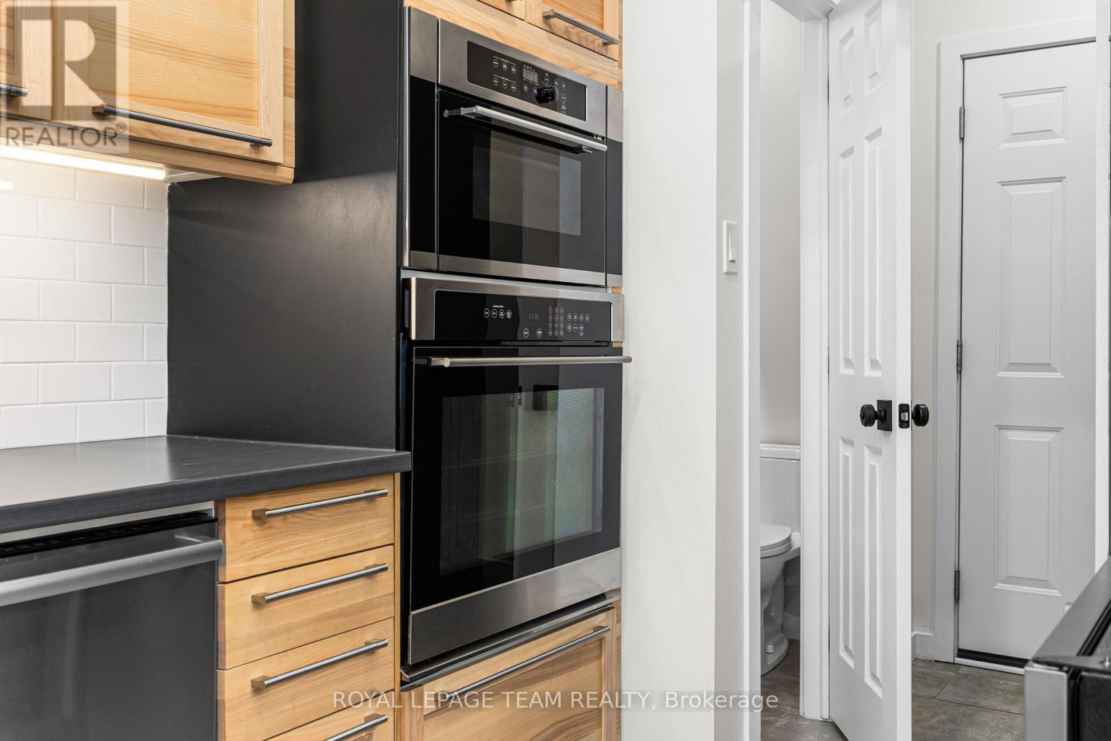 14 Crichton Street, Ottawa, ON