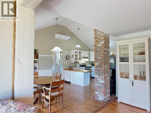 11109 Dulmage Road, Powell River, BC