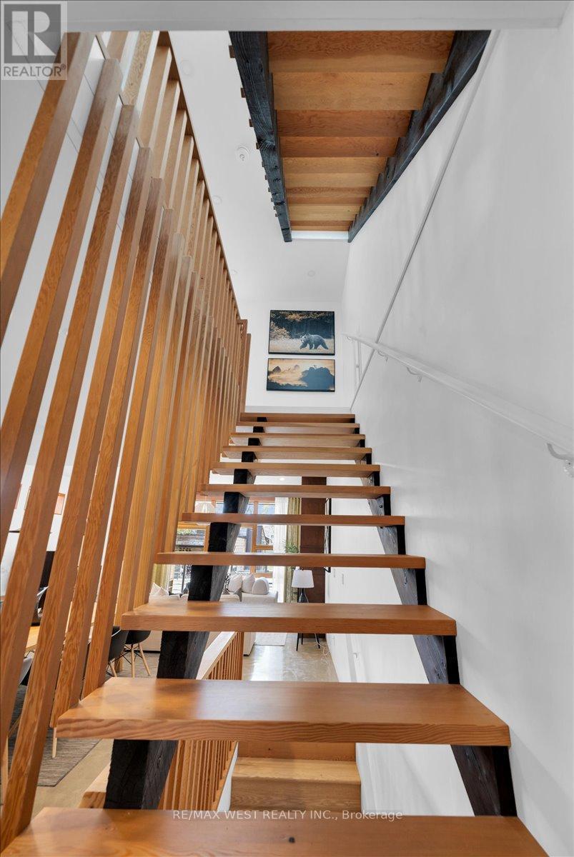 38 Smithfield Drive, Toronto, ON