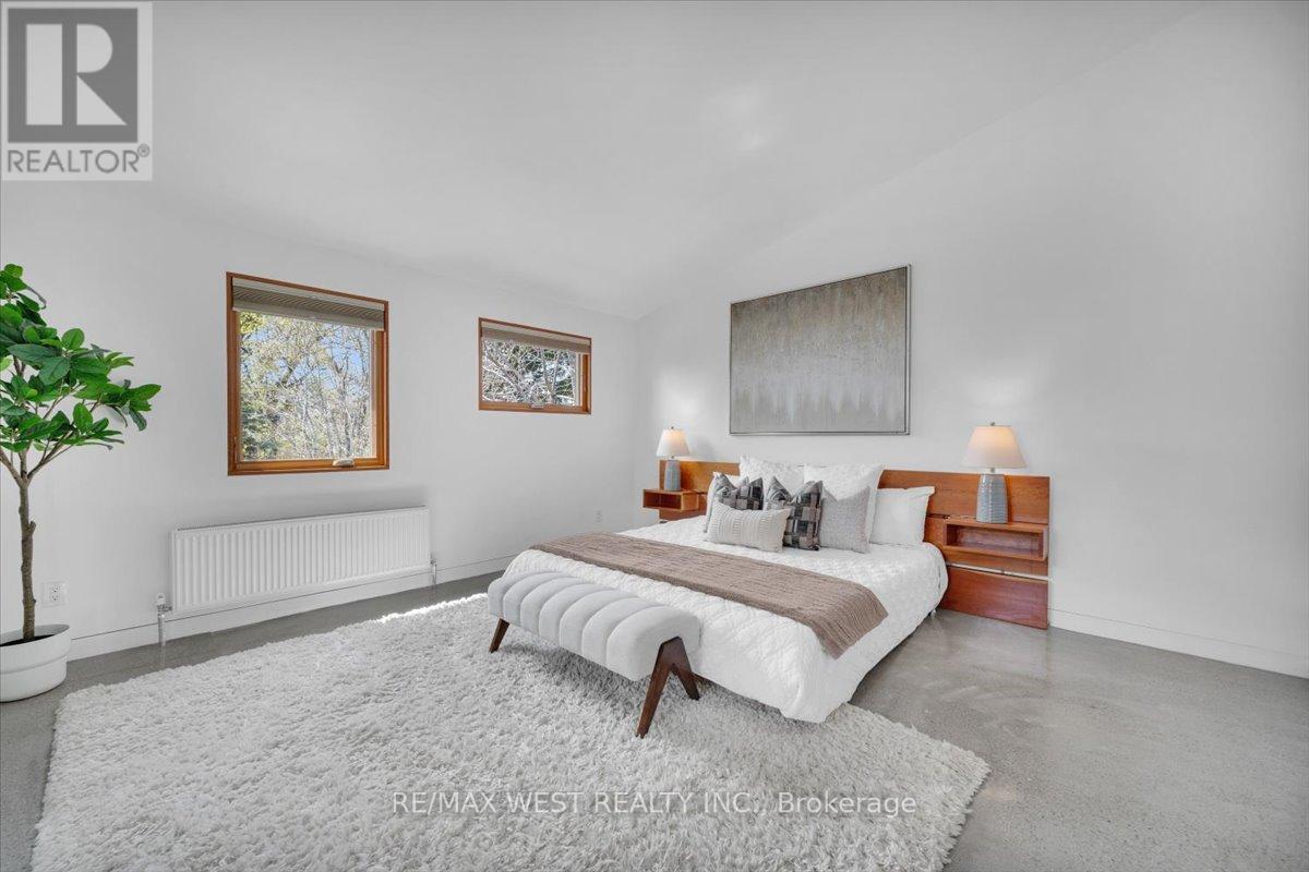 38 Smithfield Drive, Toronto, ON