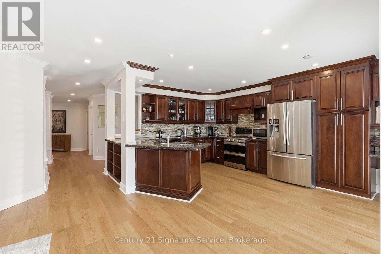 784 Avonshire Court, Mississauga, ON