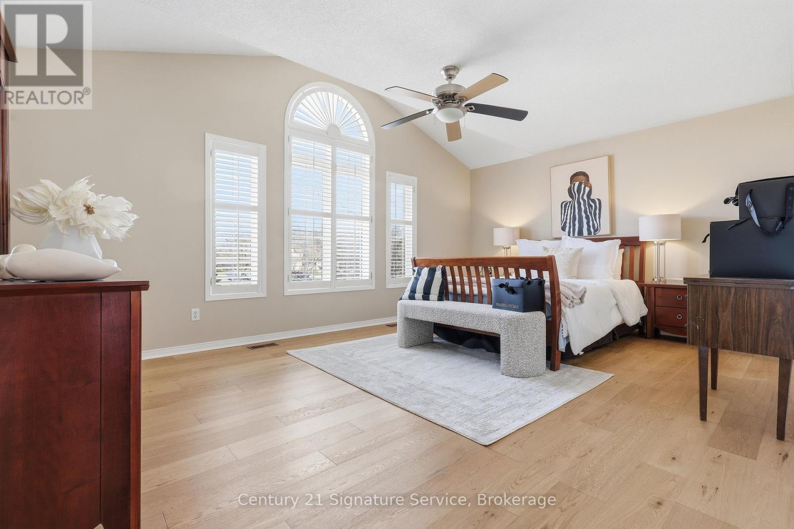 784 Avonshire Court, Mississauga, ON