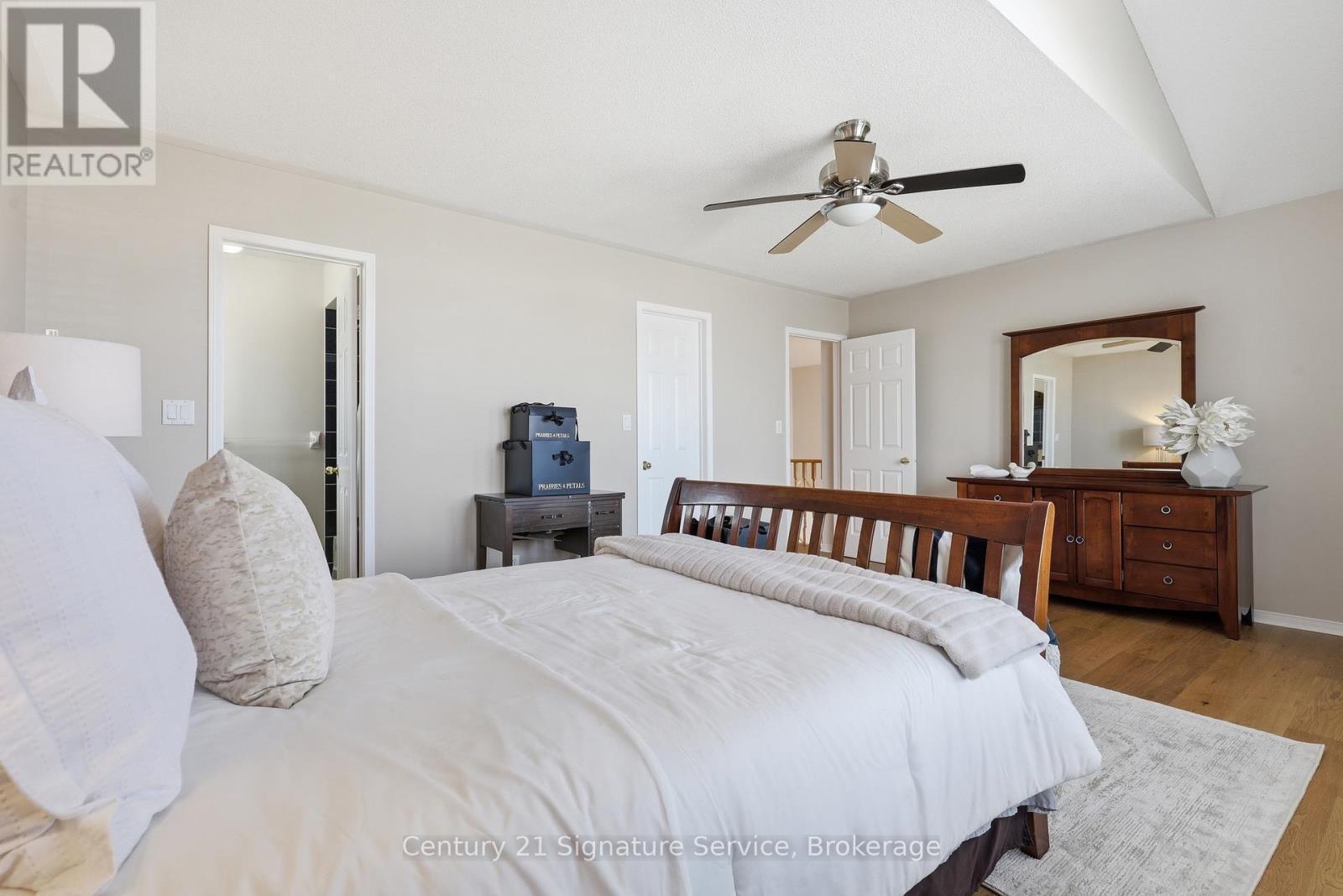784 Avonshire Court, Mississauga, ON