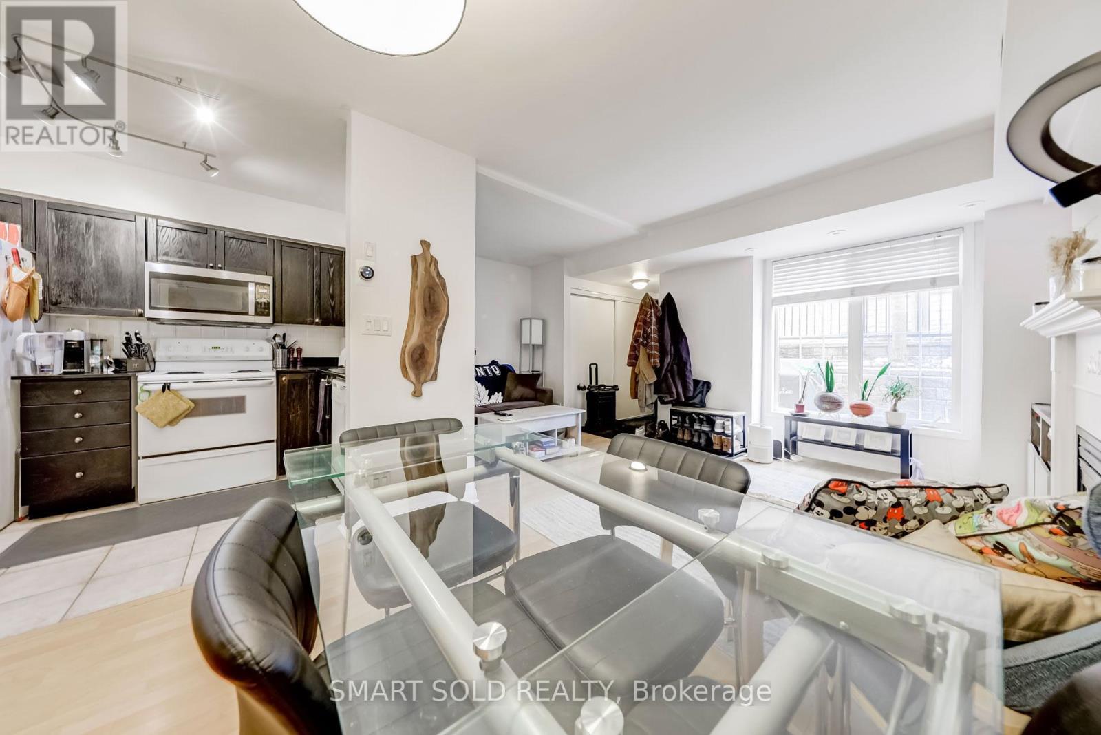 679 - 3 Everson Drive, Toronto, ON